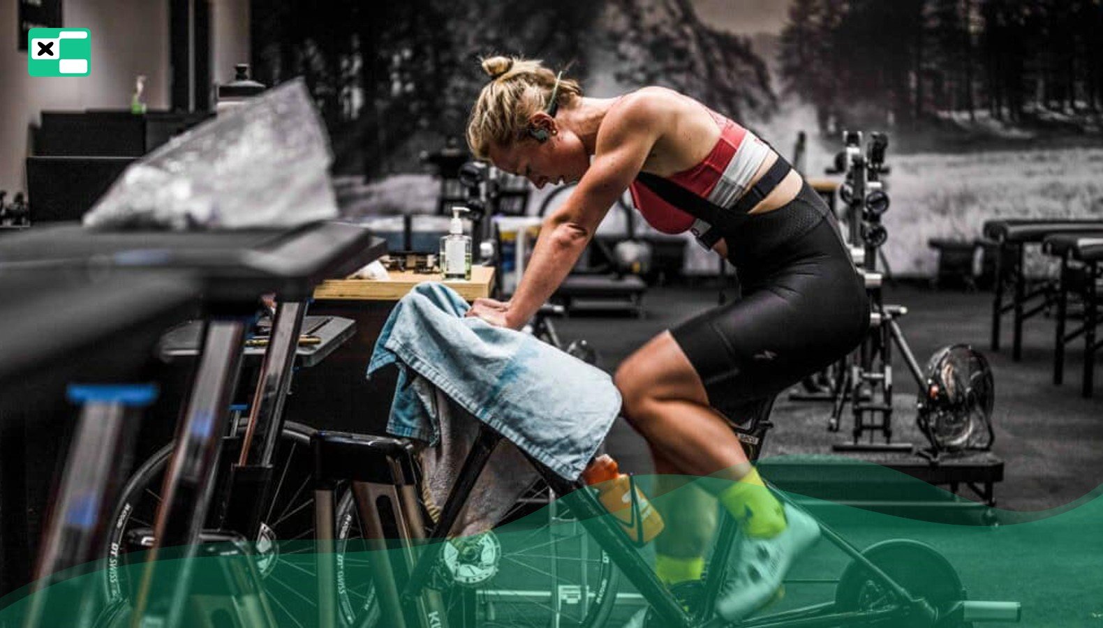 Polaryzacja czy piramida: która intensywność działa?