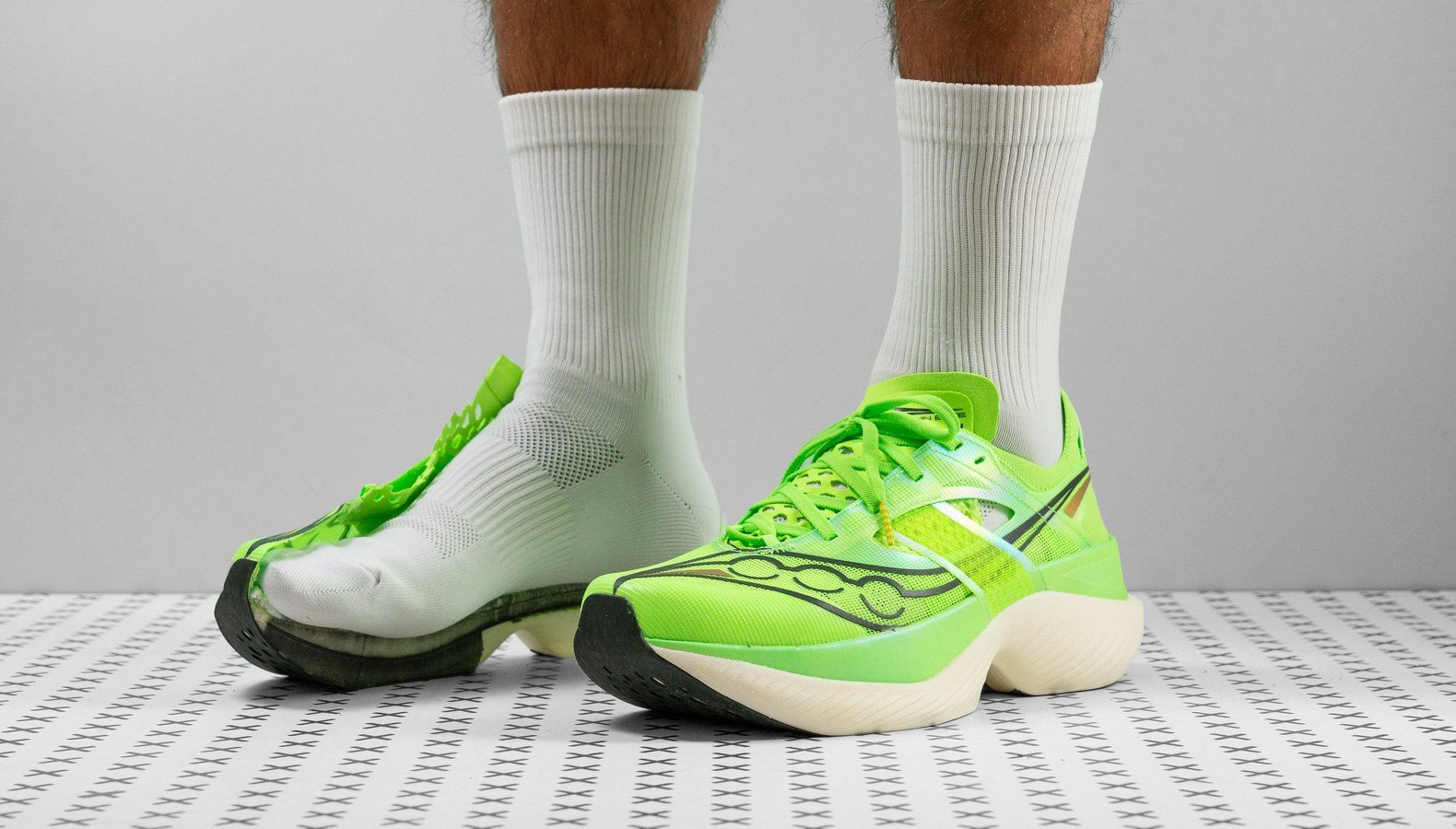 Saucony Endorphin Elite 3 — recenzja 2026 (290 USD)