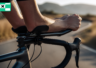 Lemondki (aerobary) clip-on na kierownicy roweru szosowego — pozycja aero