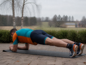 Trening core dla triathlonisty: mocny środek to szybszy bieg i stabilniejsza pozycja aero