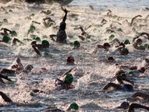 Start pływania na mistrzostwach świata IRONMAN w Kailua-Kona