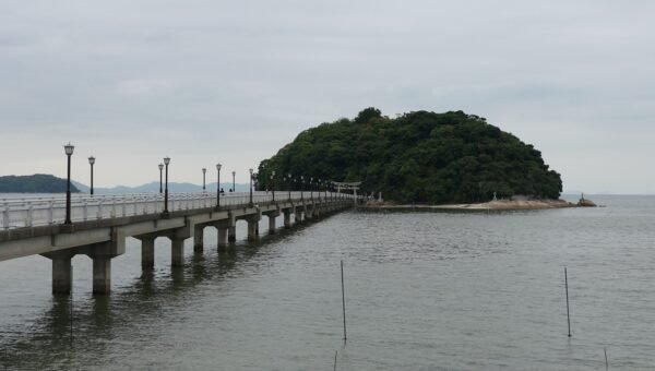 Wyspa Takeshima w zatoce Gamagōri