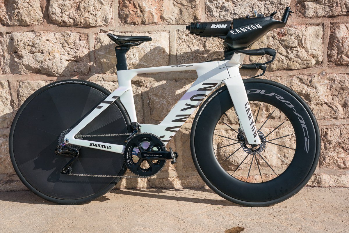Canyon Speedmax z kołami Shimano Dura-Ace