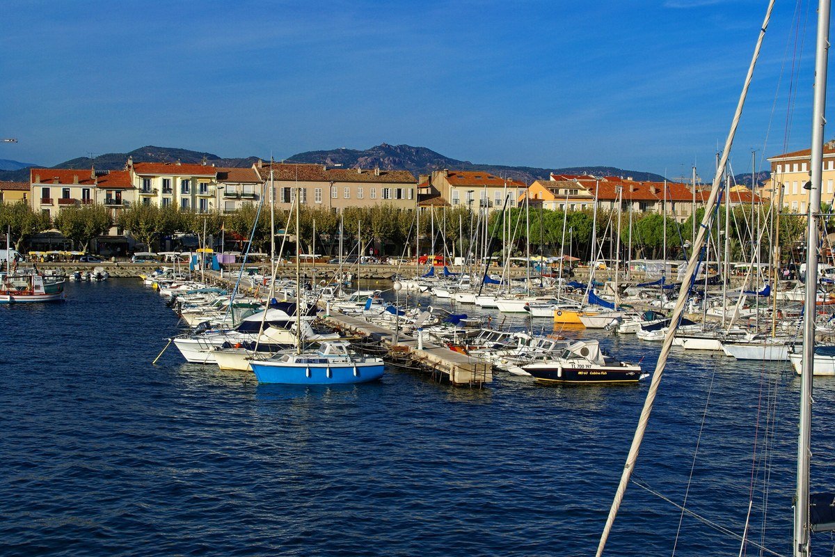 Stary port w Saint-Raphaël