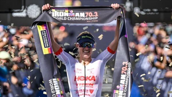 Taylor Knibb na mecie mistrzostw świata IRONMAN 70.3 w Nicei