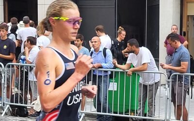 Taylor Knibb na trasie biegowej igrzysk w Paryżu