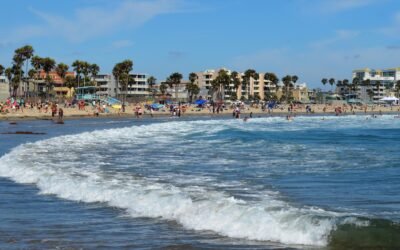 Plaża i fale w Venice Beach w Los Angeles