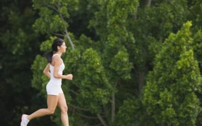 Zegarek sportowy na nadgarstku biegacza