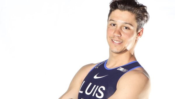 Vincent Luis w stroju reprezentacji Francji